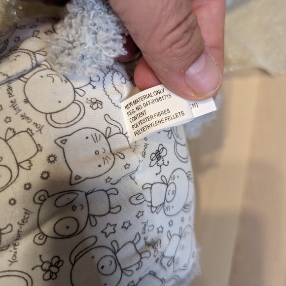 Hallmark peekaboo elephant recordable plush - Picture 8 of 8